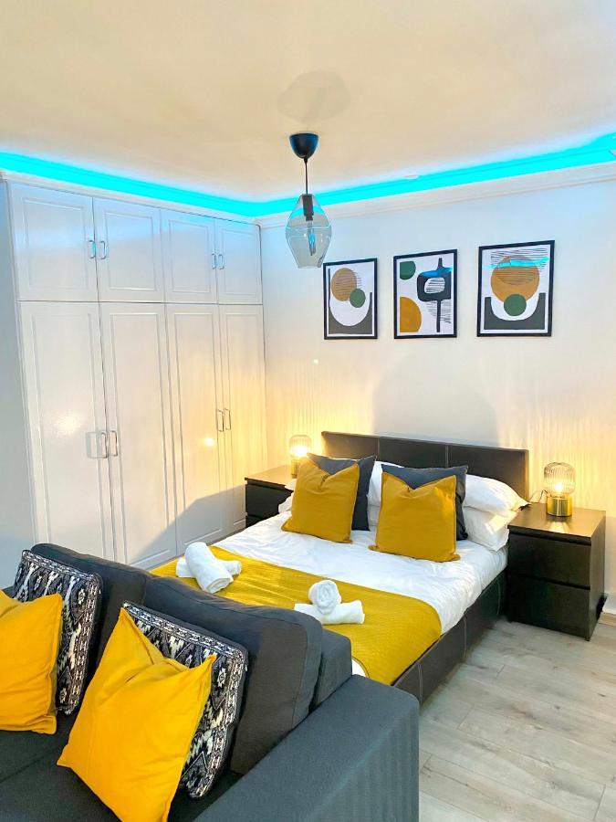 Apt - Balcony- Kensington-24 7 Security London Ngoại thất bức ảnh