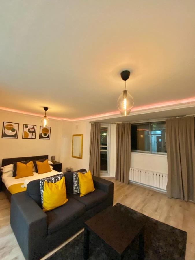 Apt - Balcony- Kensington-24 7 Security London Ngoại thất bức ảnh